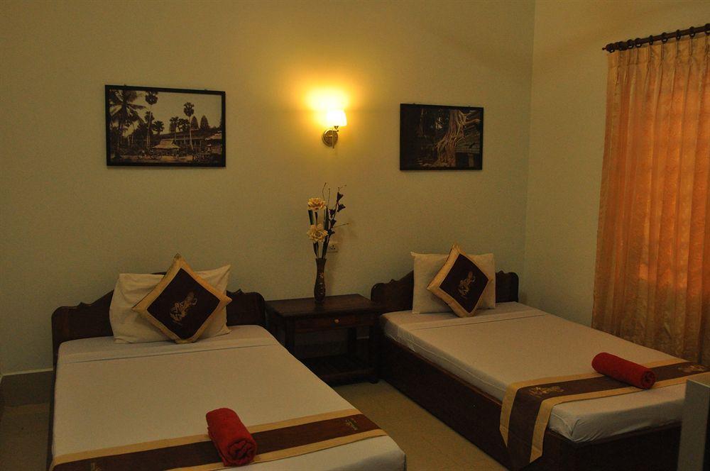 Tropical Breeze Hotel Сием Реап Екстериор снимка