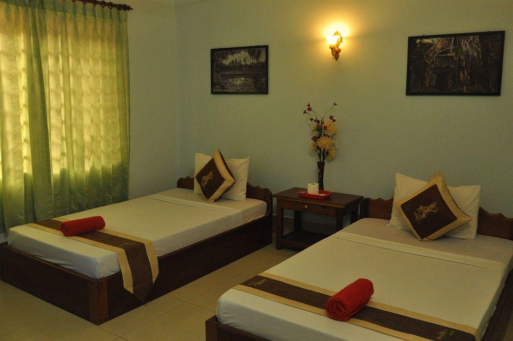 Tropical Breeze Hotel Сием Реап Екстериор снимка