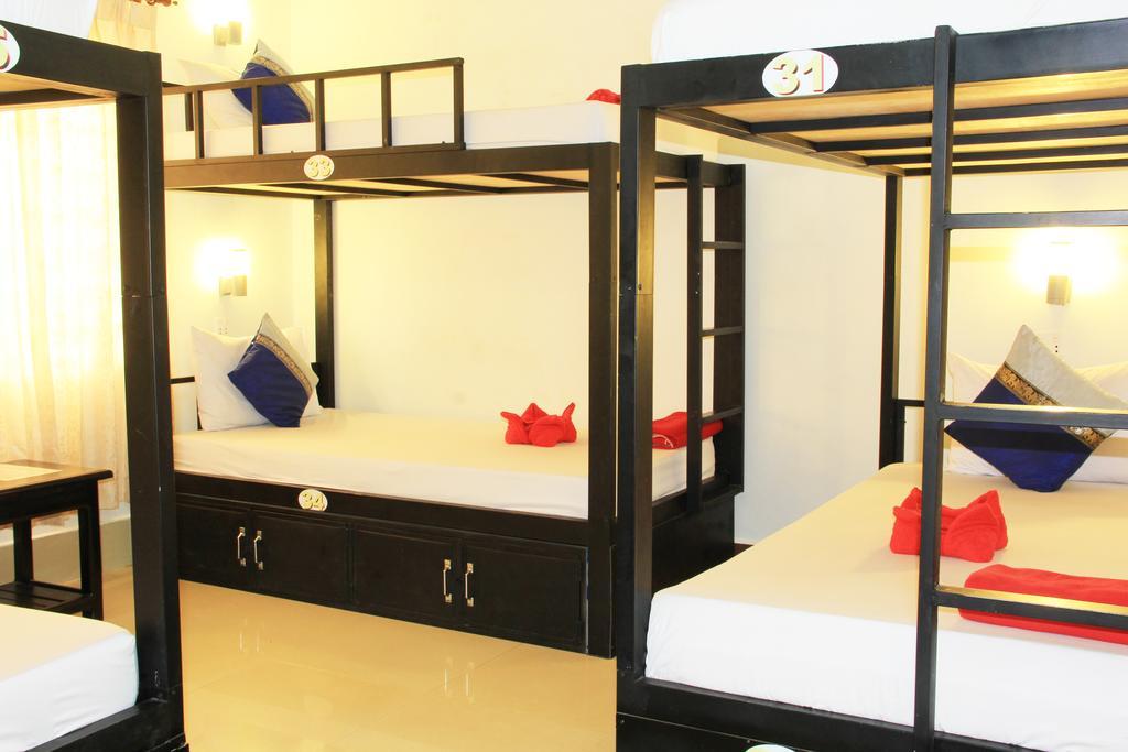 Tropical Breeze Hotel Сием Реап Екстериор снимка