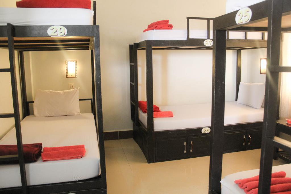 Tropical Breeze Hotel Сием Реап Екстериор снимка