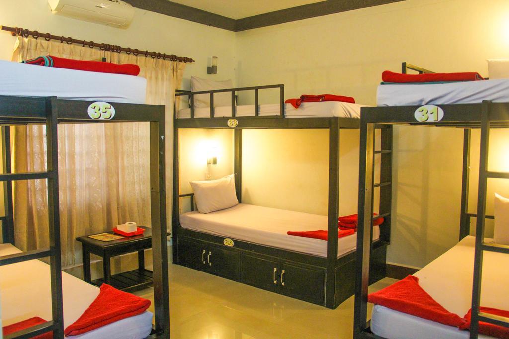 Tropical Breeze Hotel Сием Реап Екстериор снимка