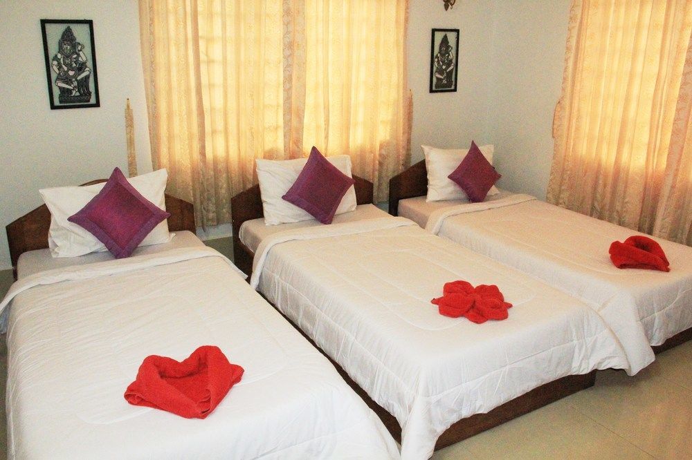 Tropical Breeze Hotel Сием Реап Екстериор снимка